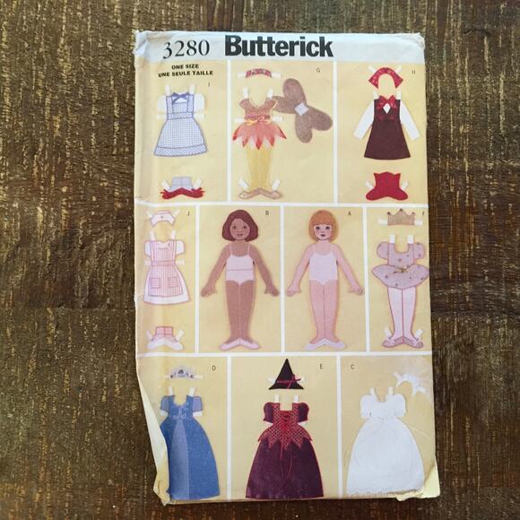 Butterick Sewing Pattern 3280 12" Fabric "Paper" Doll and Clothes Vintage UNCUT - Picture 1 of 2